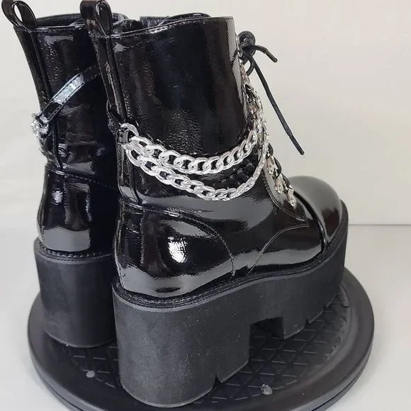 Talv Shoes Goth Black Chains & Buckle Platform Boots Women's Size 40 EU  / 10 US - Picture 4 of 10
